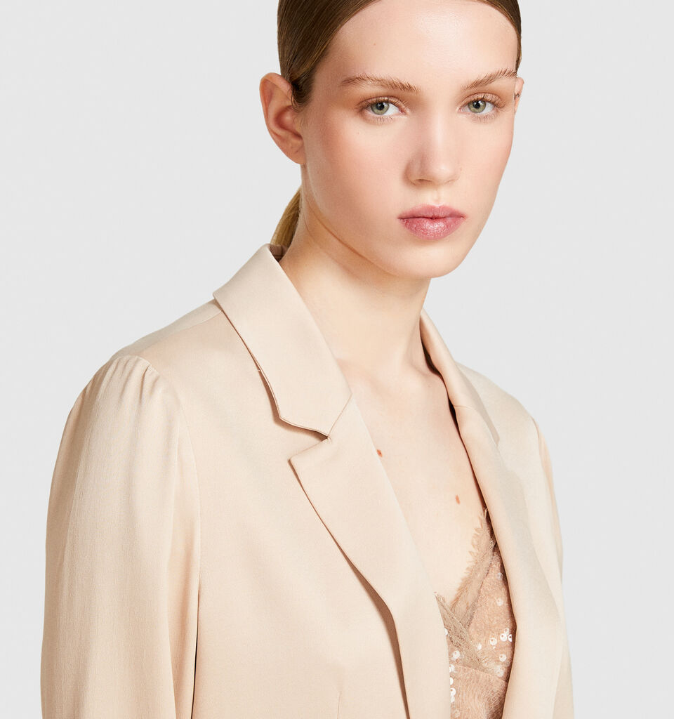 Single-breasted satin blazer - women's blazers - Nude | Sisley image number 5